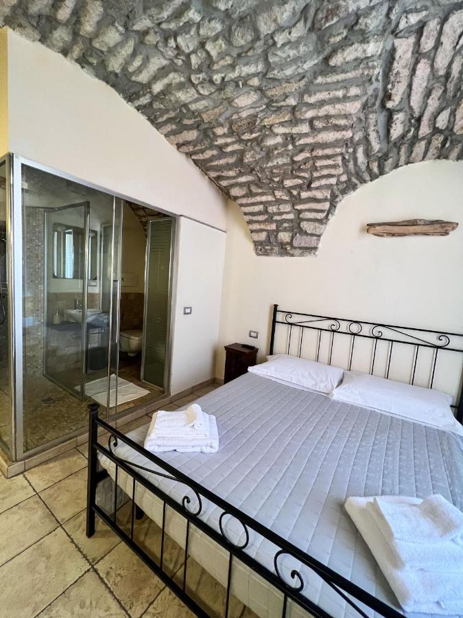 Hotel La Vecchia Torre à Bosa Extérieur photo