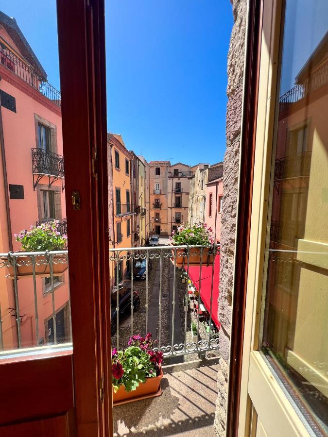 Hotel La Vecchia Torre à Bosa Chambre photo