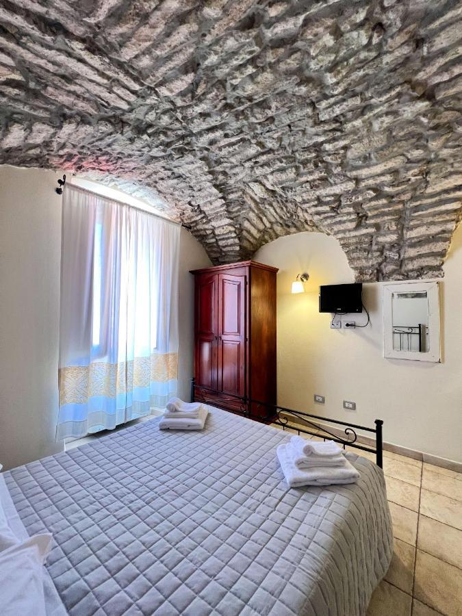 Hotel La Vecchia Torre à Bosa Extérieur photo