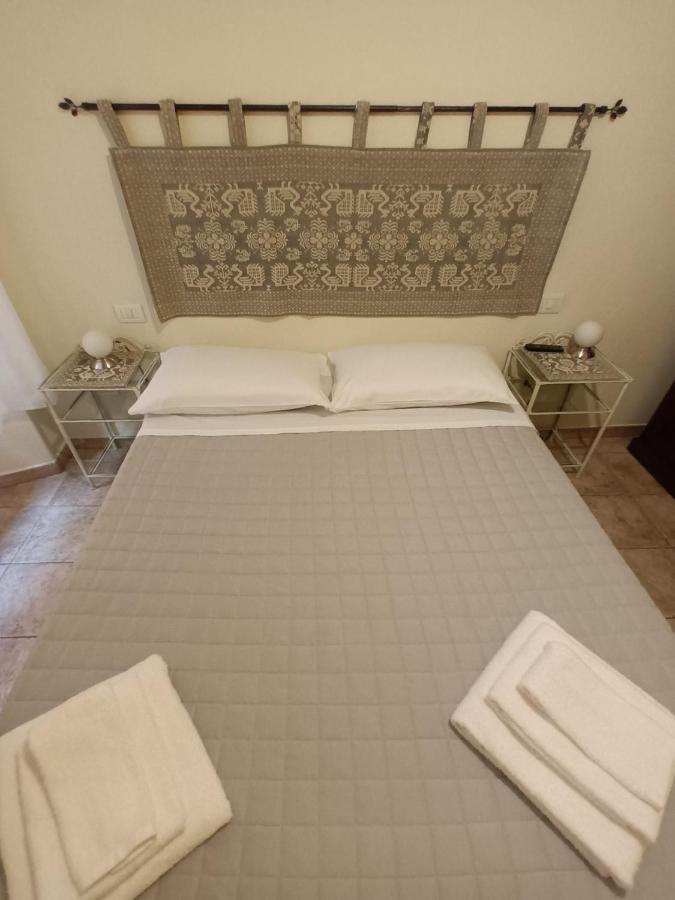 Hotel La Vecchia Torre à Bosa Extérieur photo